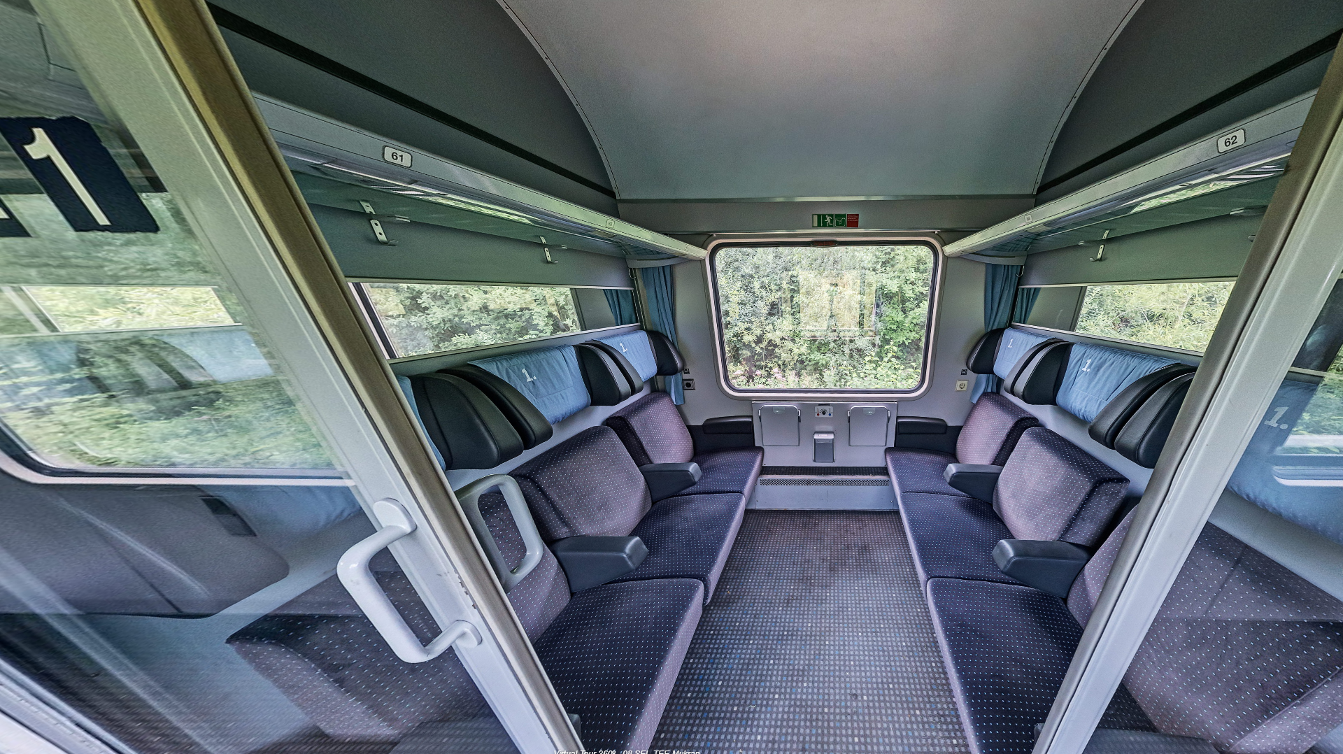 Im erste Klasse Abteil der alten InterCity Wagen können Sie ebenfalls in die Vergangenheit eintauchen. Foto: SEL